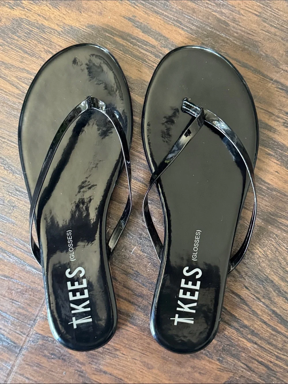 TKEES Black Gloss Patent Thong Sandals